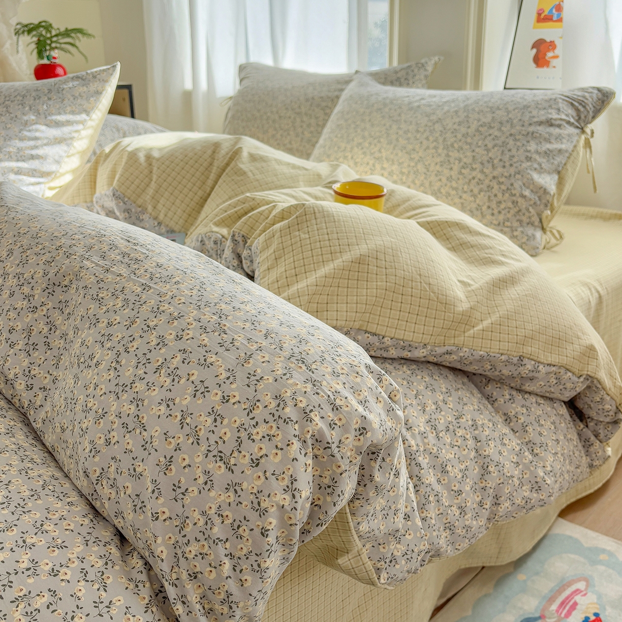 91家纺网 家纺一手货源 找家纺 金梦拉家纺 2026新款小清新绑带格纹碎花系列四件套-花园里系列 花园里-春日序曲