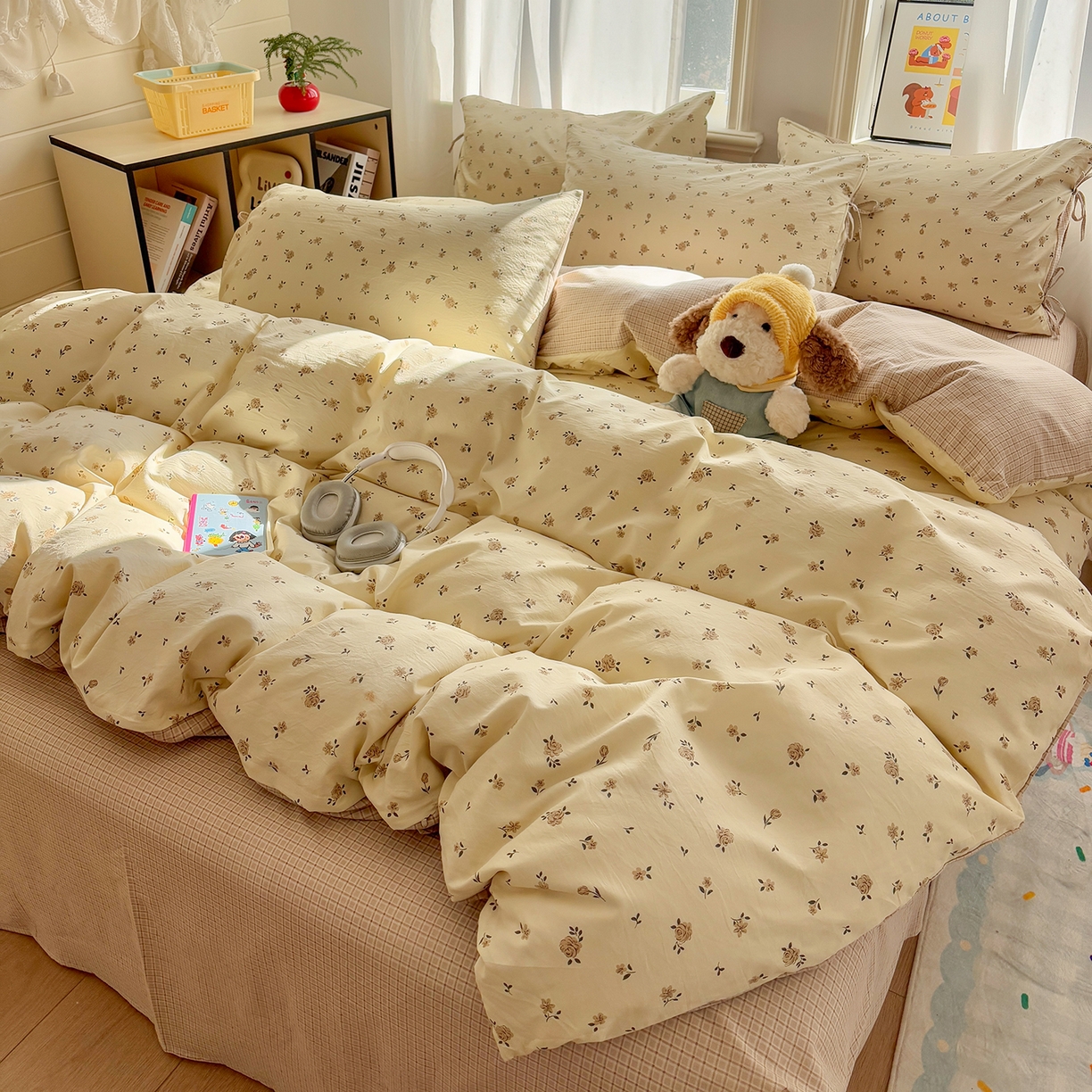 91家纺网 家纺一手货源 找家纺 金梦拉家纺 2026新款小清新绑带格纹碎花系列四件套-花园里系列 花园里-觅棠