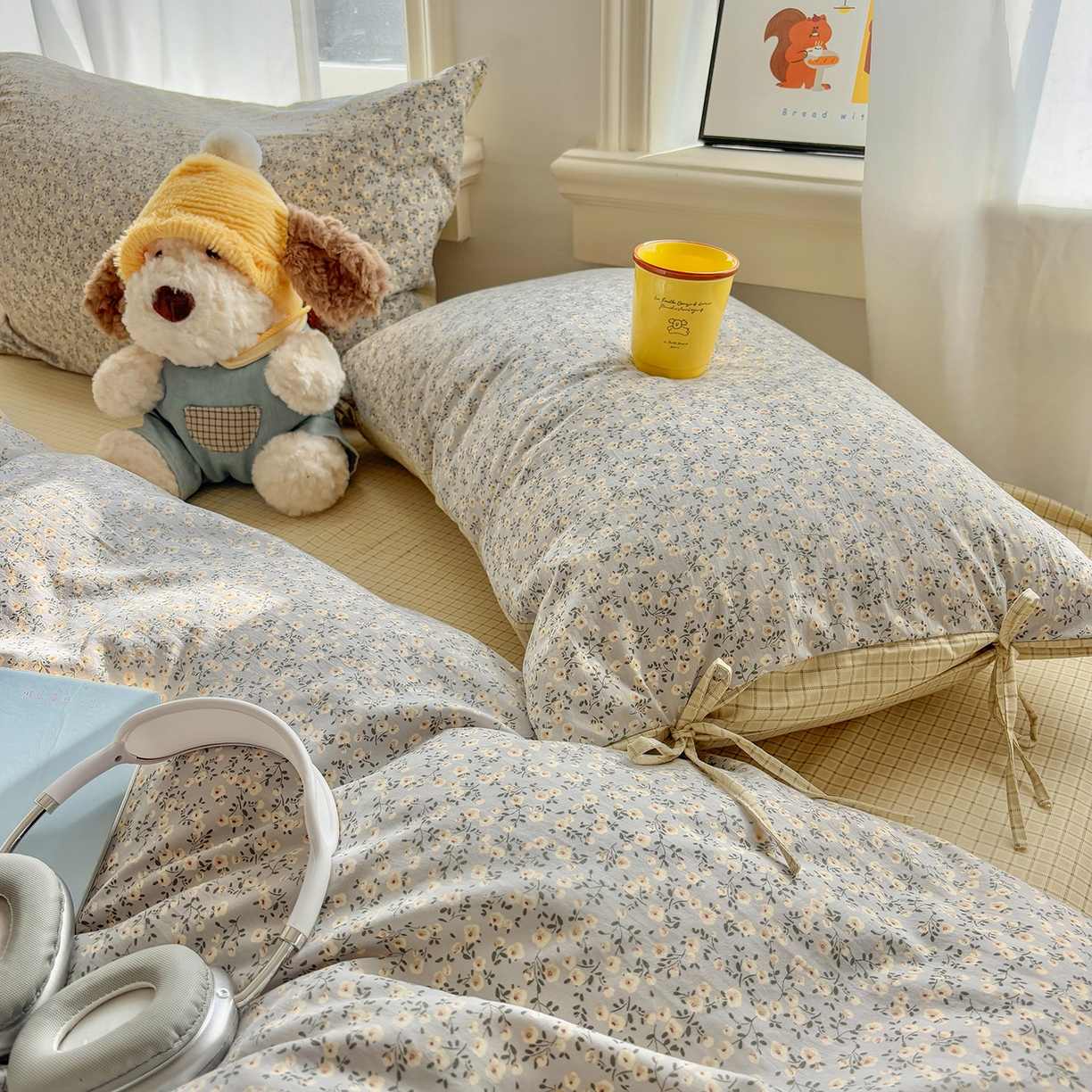 91家纺网 家纺一手货源 找家纺 金梦拉家纺 2026新款小清新绑带格纹碎花系列四件套-花园里系列 花园里-春日序曲