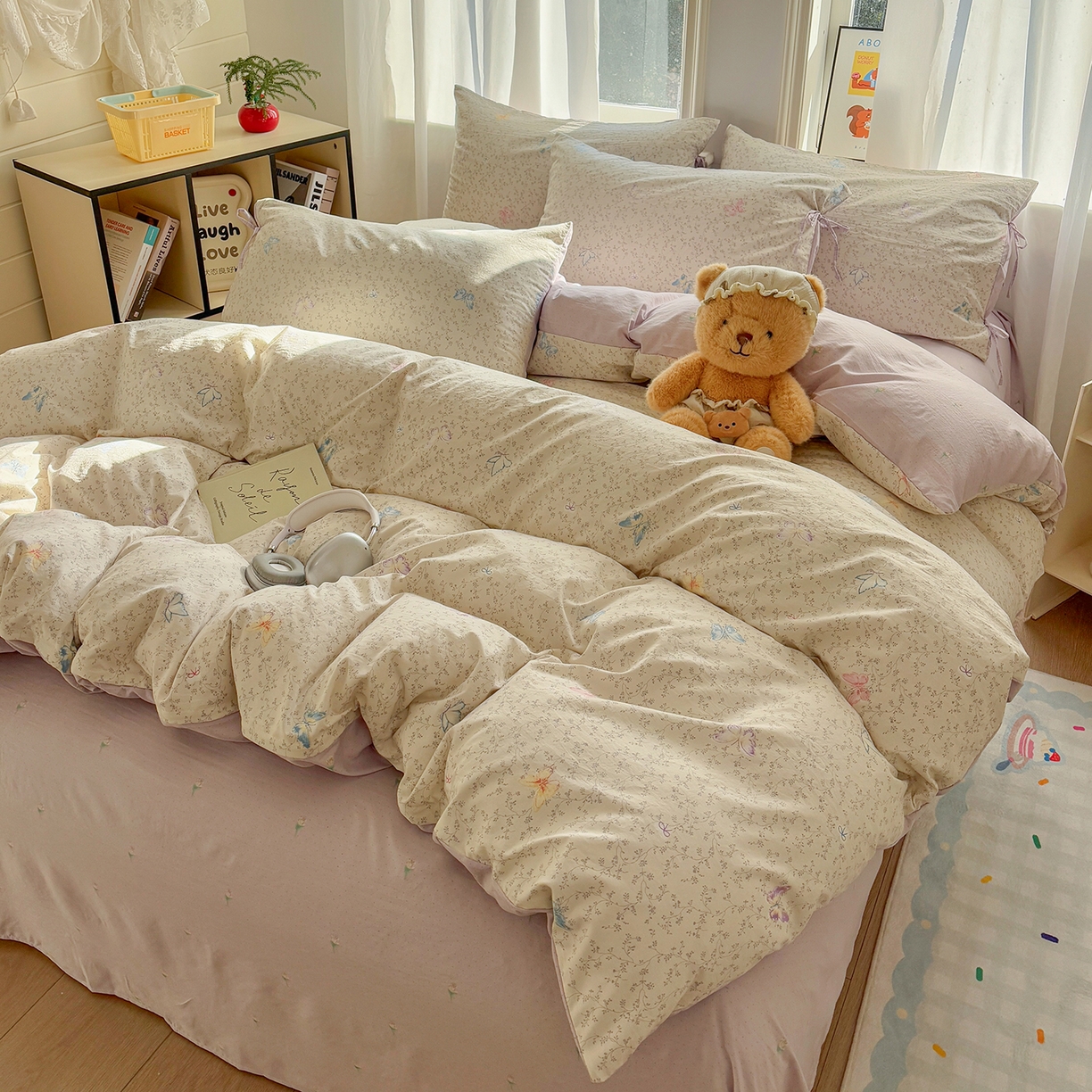 91家纺网 家纺一手货源 找家纺 金梦拉家纺 2026新款小清新绑带格纹碎花系列四件套-花园里系列 花园里-蝶恋花