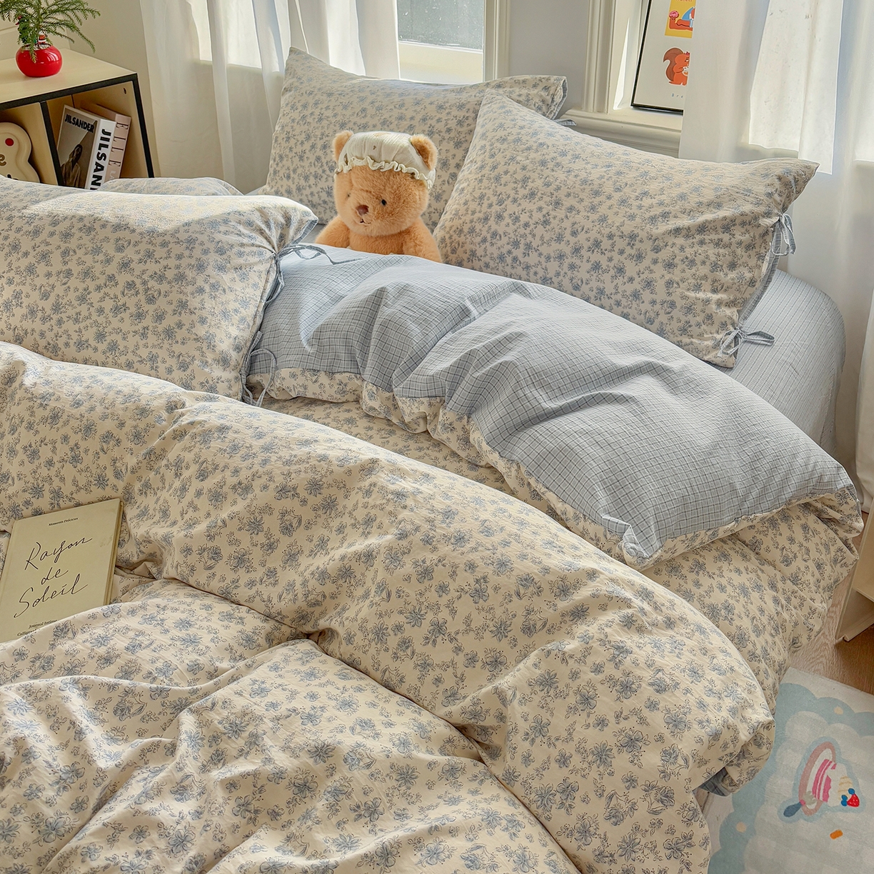 91家纺网 家纺一手货源 找家纺 金梦拉家纺 2026新款小清新绑带格纹碎花系列四件套-花园里系列 花园里-森兰