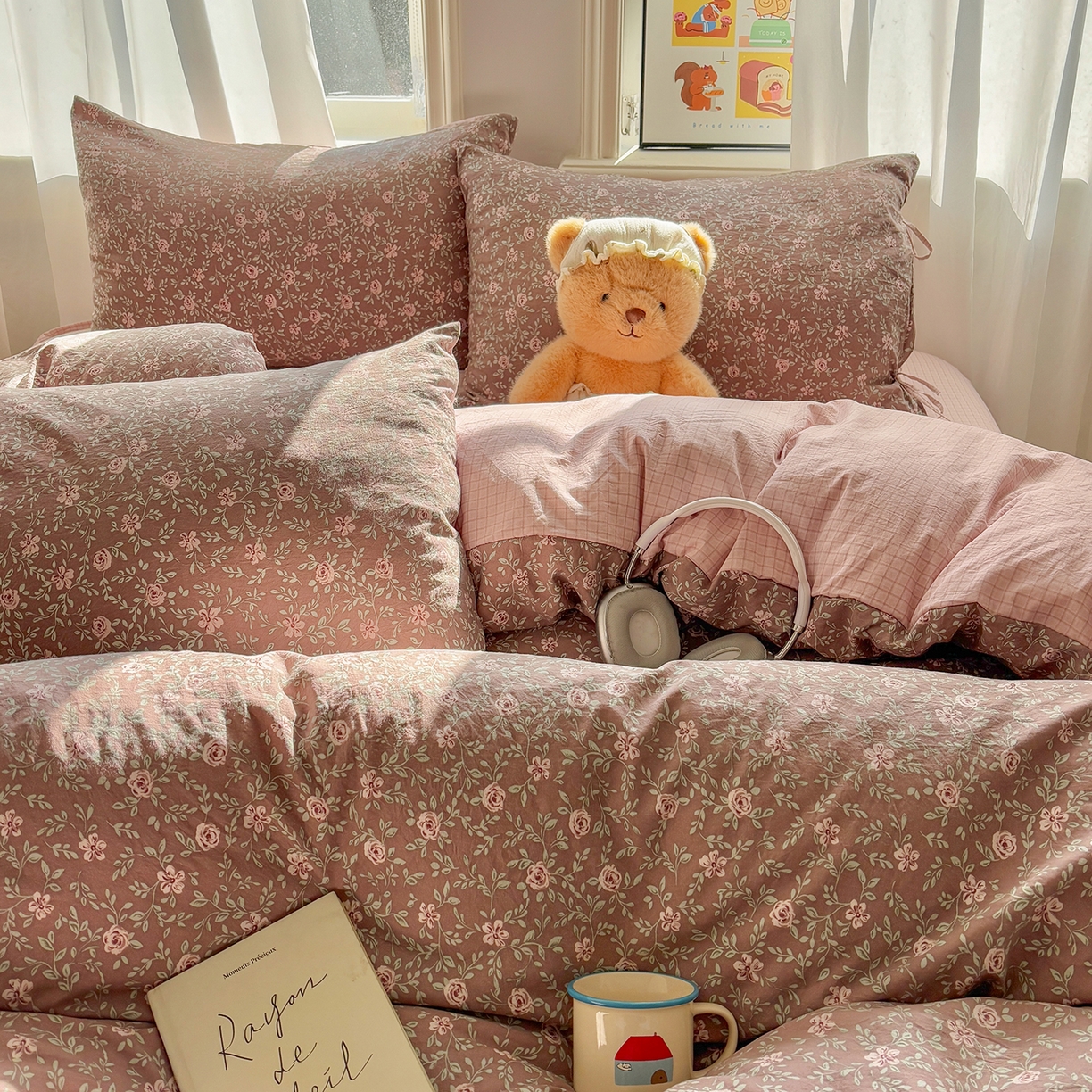 91家纺网 家纺一手货源 找家纺 金梦拉家纺 2026新款小清新绑带格纹碎花系列四件套-花园里系列 花园里-境禾咖