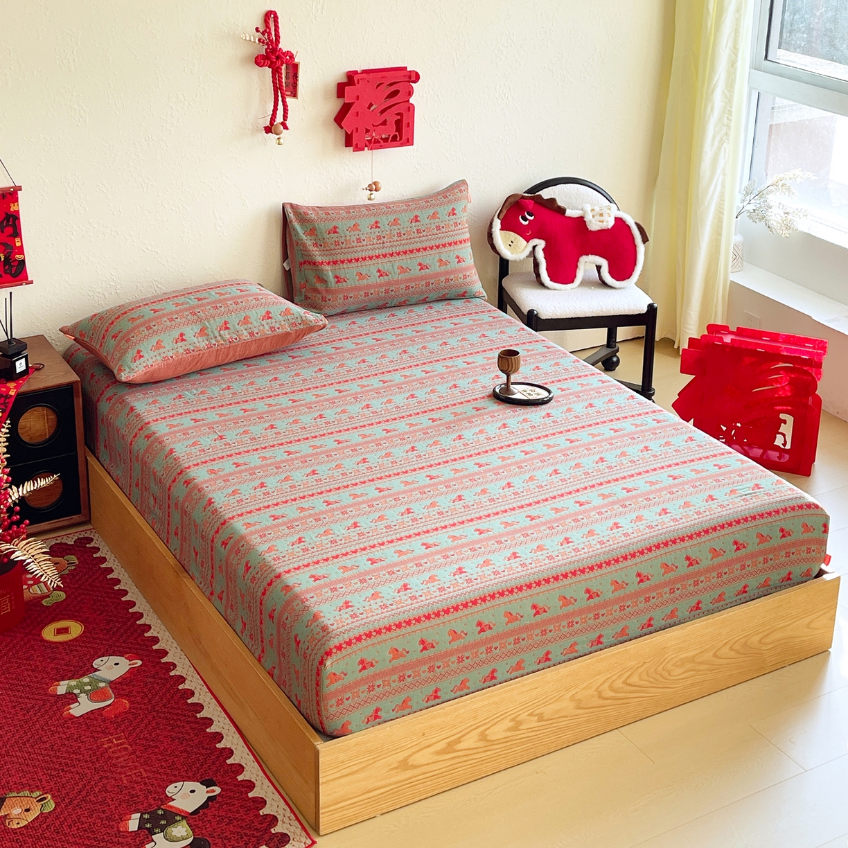 91家纺网 家纺一手货源 找家纺 春皖家纺 2026新款全棉色织双层纱提花百福系列拉链款-单床笠 绿绝影