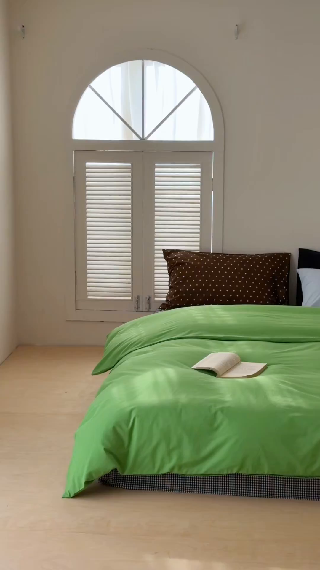 91家纺网 家纺一手货源 找家纺 （总）艾沁家纺 2026新款40s全棉水洗棉色织水洗棉撞色四件套-清风摩卡