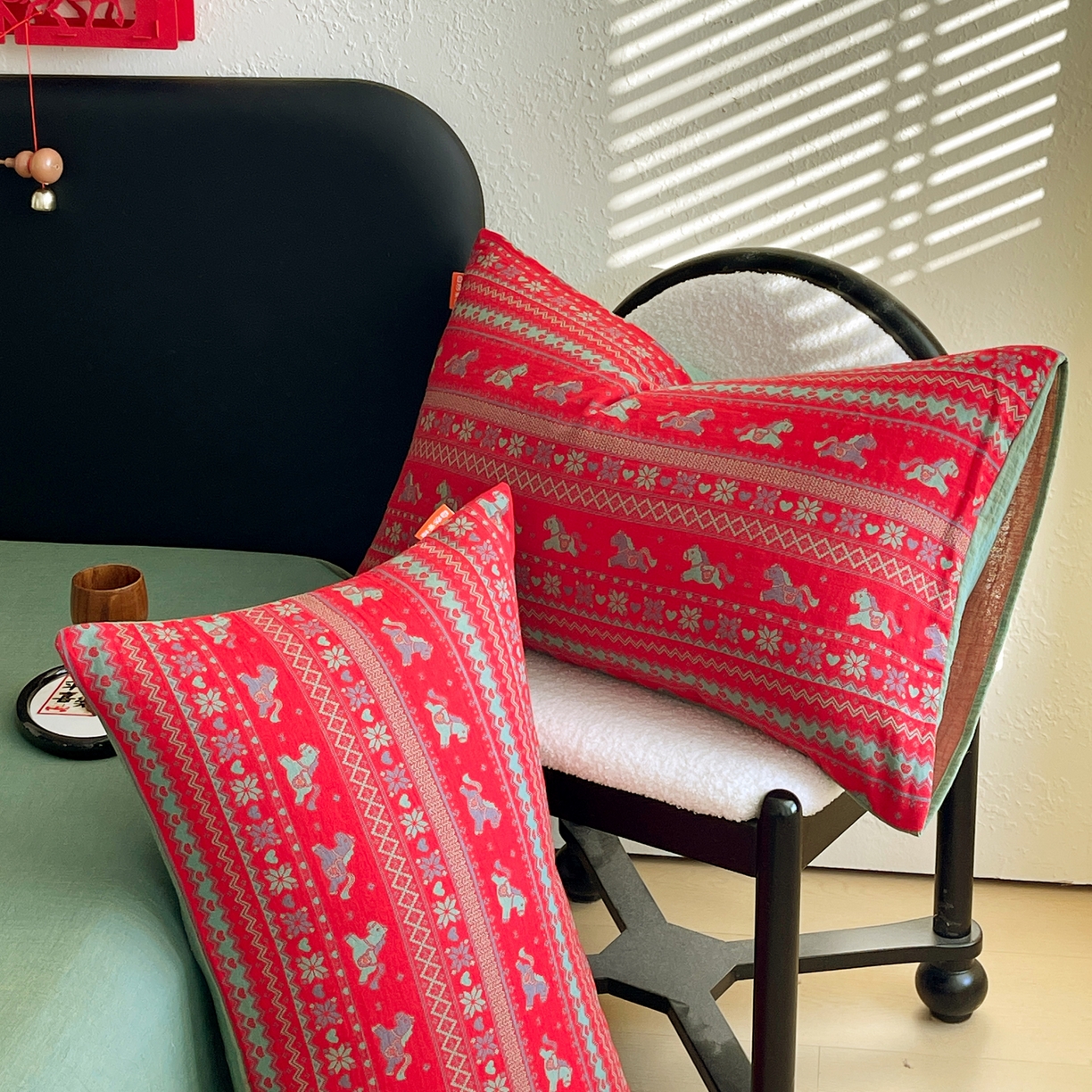 91家纺网 家纺一手货源 找家纺 春皖家纺 2026新款全棉色织双层纱提花百福系列拉链款-单枕套 红绝影