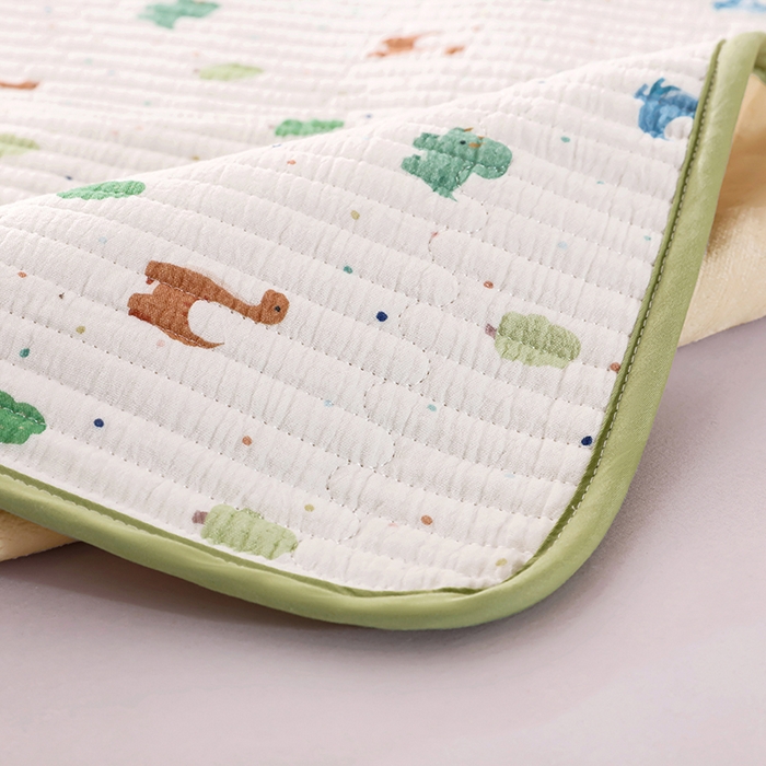 91家纺网 家纺一手货源 找家纺 永旺家纺 2026新款四季可用A面全棉B面宝宝绒全棉纯棉双层纱防水隔尿垫垫子系列 恐龙乐园