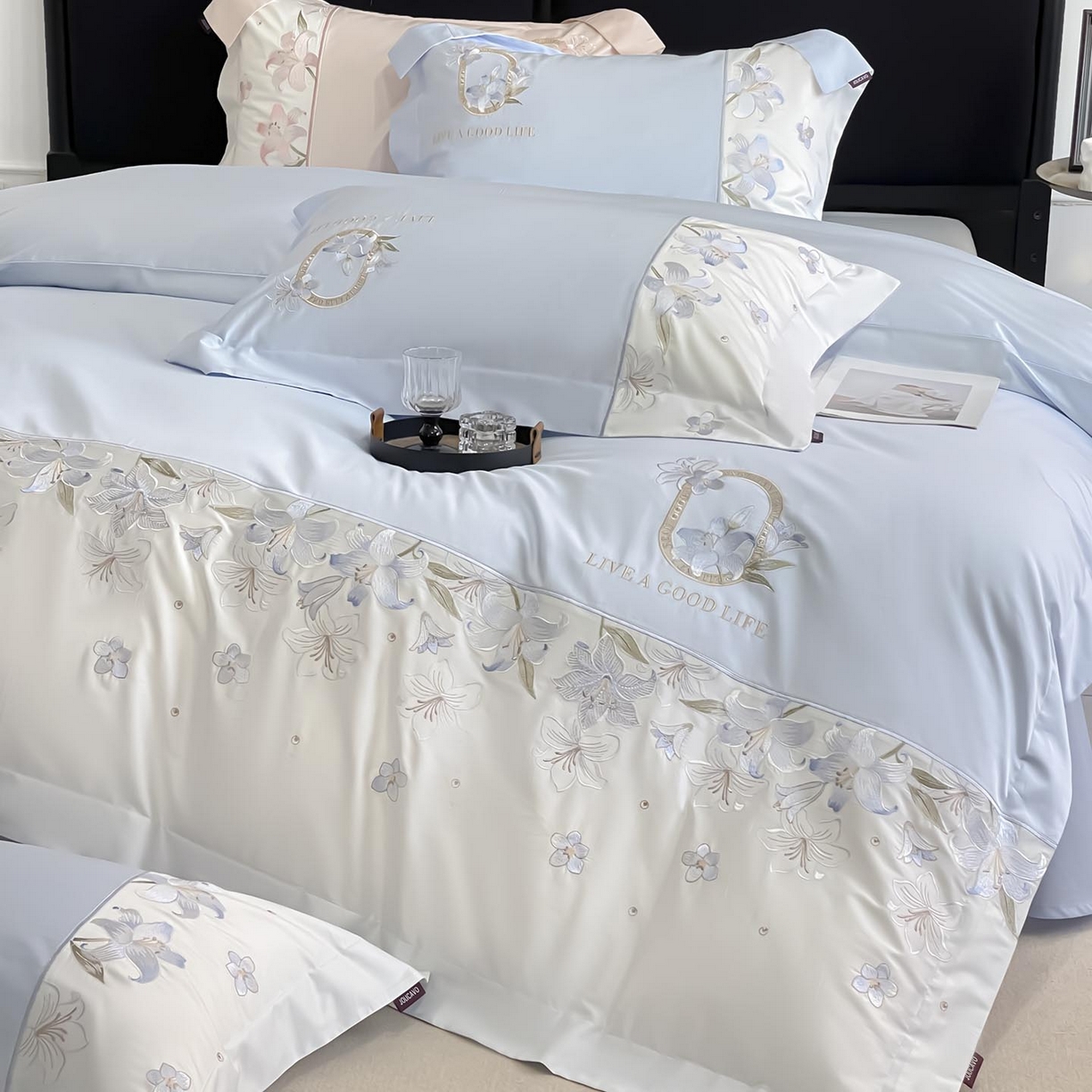 91家纺网 家纺一手货源 找家纺  2026新款特供款A类长绒棉纯棉四件套100全棉少女心刺绣被套床单床笠床上用品 花若梦-慕蓝