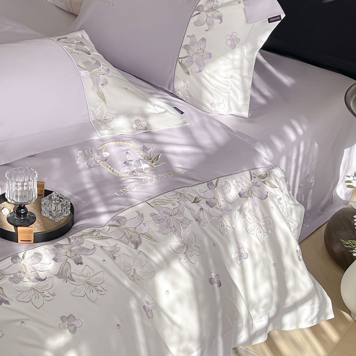 91家纺网 家纺一手货源 找家纺  2026新款特供款A类长绒棉纯棉四件套100全棉少女心刺绣被套床单床笠床上用品 花若梦-幽紫