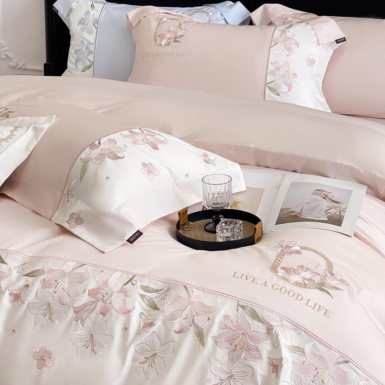 91家纺网 家纺一手货源 找家纺  2026新款特供款A类长绒棉纯棉四件套100全棉少女心刺绣被套床单床笠床上用品 花若梦-颜粉