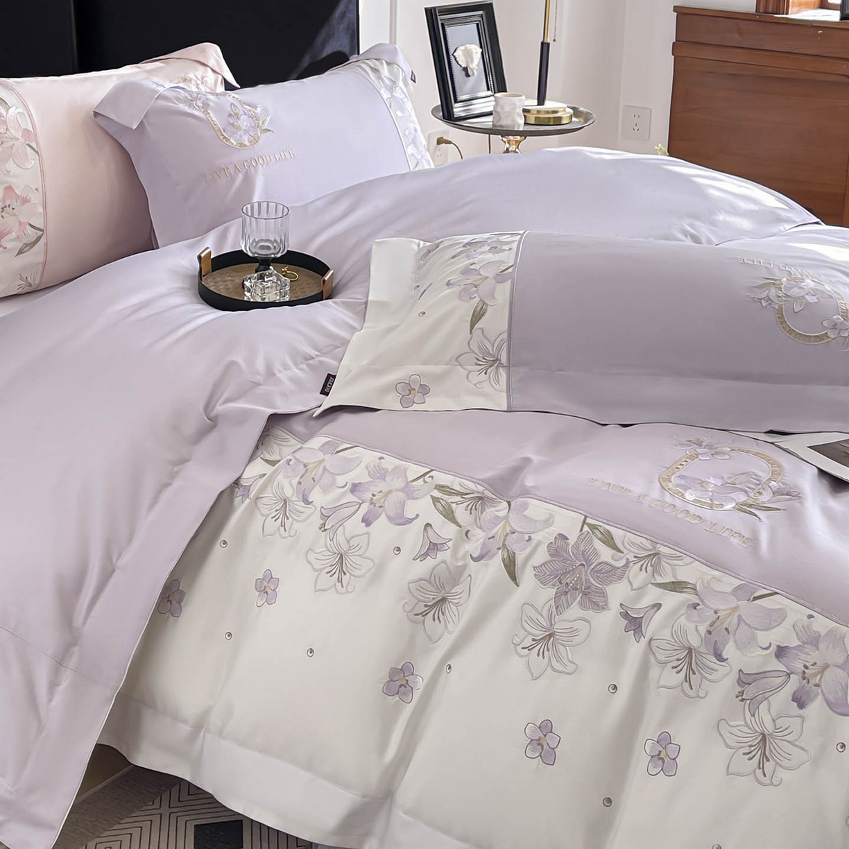 91家纺网 家纺一手货源 找家纺  2026新款特供款A类长绒棉纯棉四件套100全棉少女心刺绣被套床单床笠床上用品 花若梦-幽紫