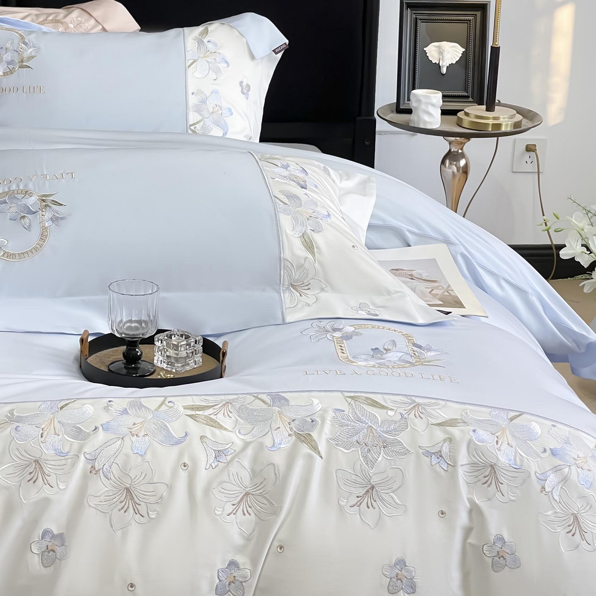 91家纺网 家纺一手货源 找家纺  2026新款特供款A类长绒棉纯棉四件套100全棉少女心刺绣被套床单床笠床上用品 花若梦-慕蓝