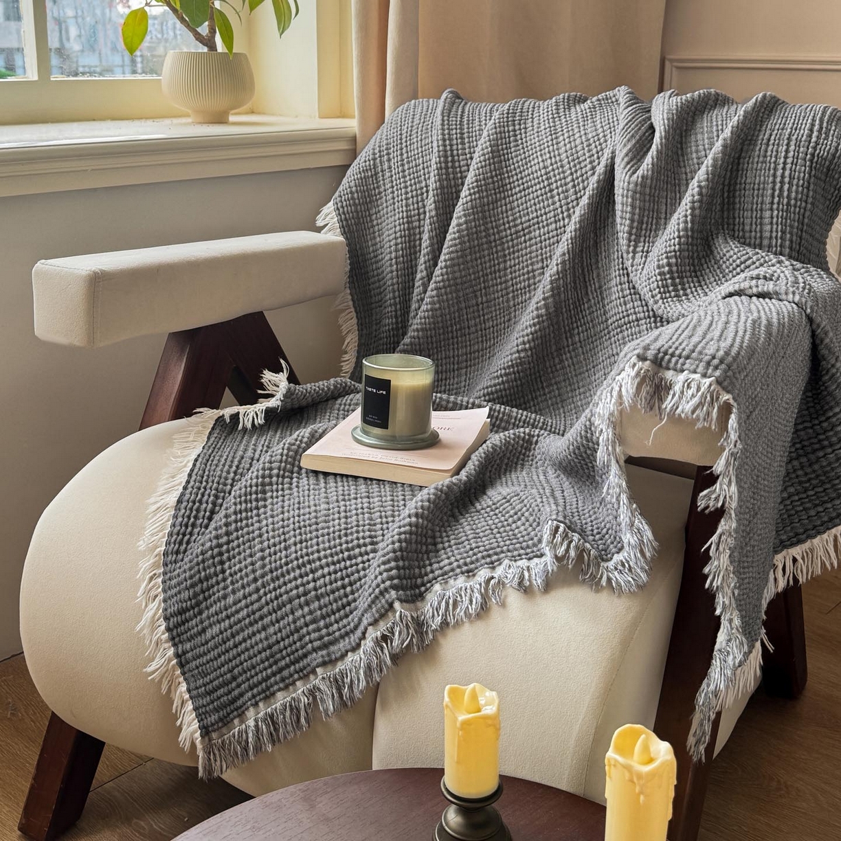 91家纺网 家纺一手货源 找家纺 帅露家纺 2026新款全棉四层纱多功能盖毯毛毯 气质灰