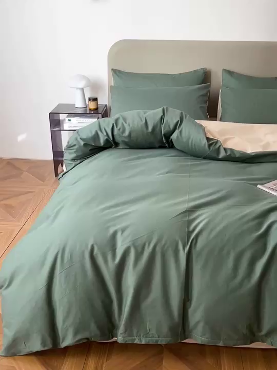 91家纺网 家纺一手货源 找家纺 盛馨家纺 2026新款40长绒棉ins美拉德色系纯色双拼全棉单品四件套单人纯色三件套 松绿+杏仁色