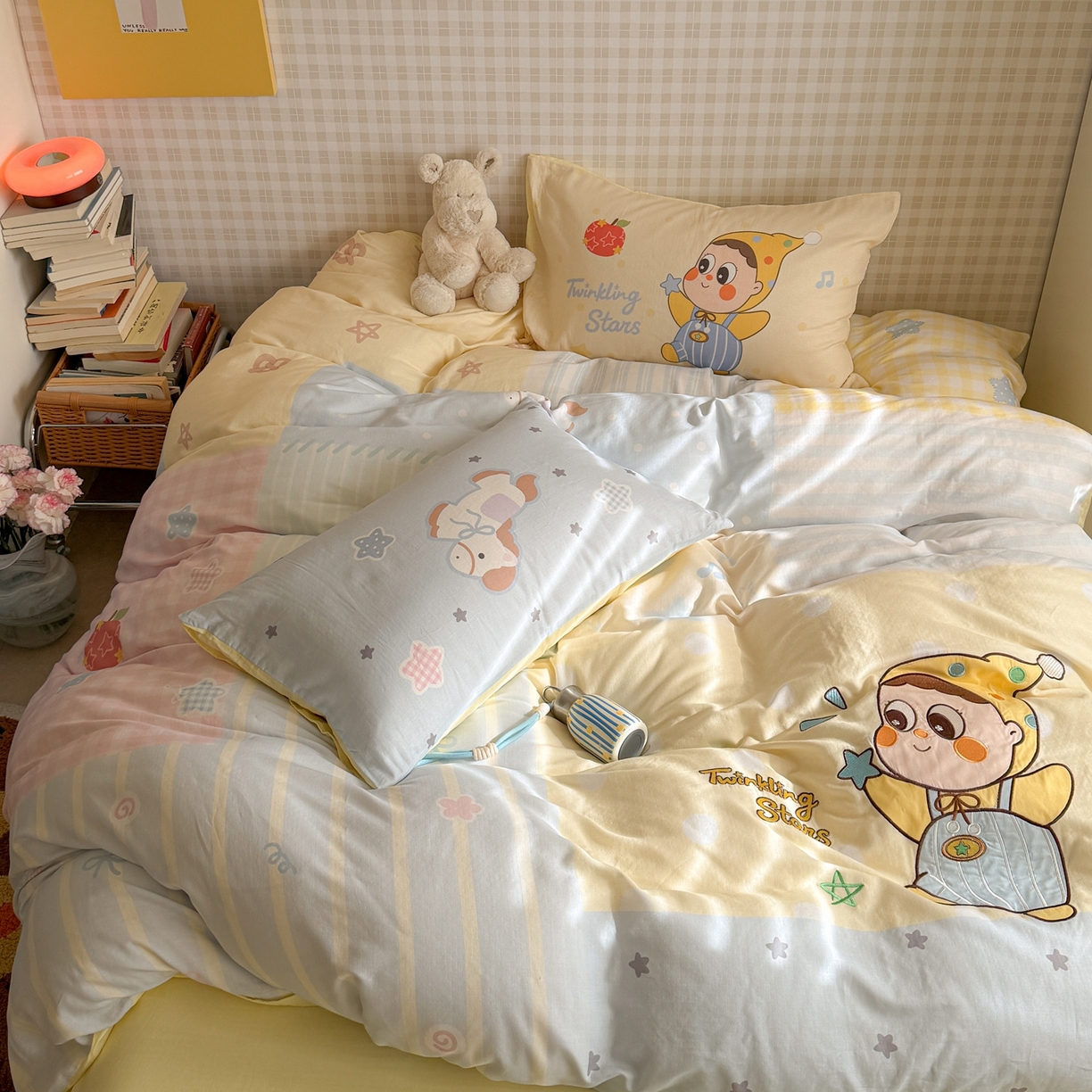 91家纺网 家纺一手货源 找家纺 柚子YOUTH 2026春夏新款大版全棉纯棉双层纱贴布绣四件套 星星宝贝