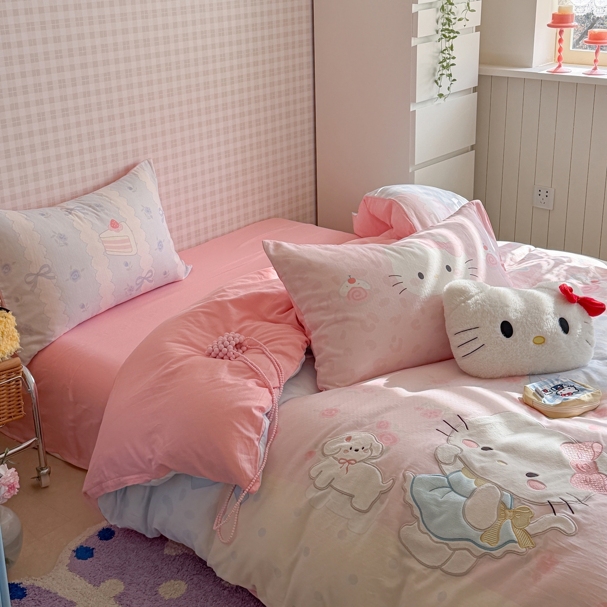 91家纺网 家纺一手货源 找家纺 柚子YOUTH 2026春夏新款大版全棉纯棉双层纱贴布绣四件套 大脸小花猫