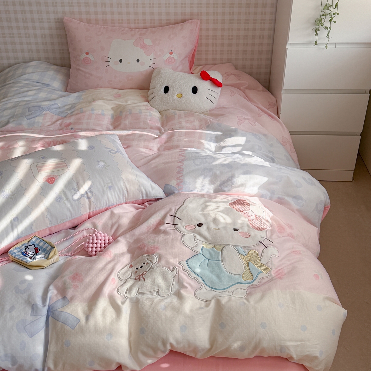 91家纺网 家纺一手货源 找家纺 柚子YOUTH 2026春夏新款大版全棉纯棉双层纱贴布绣四件套 大脸小花猫