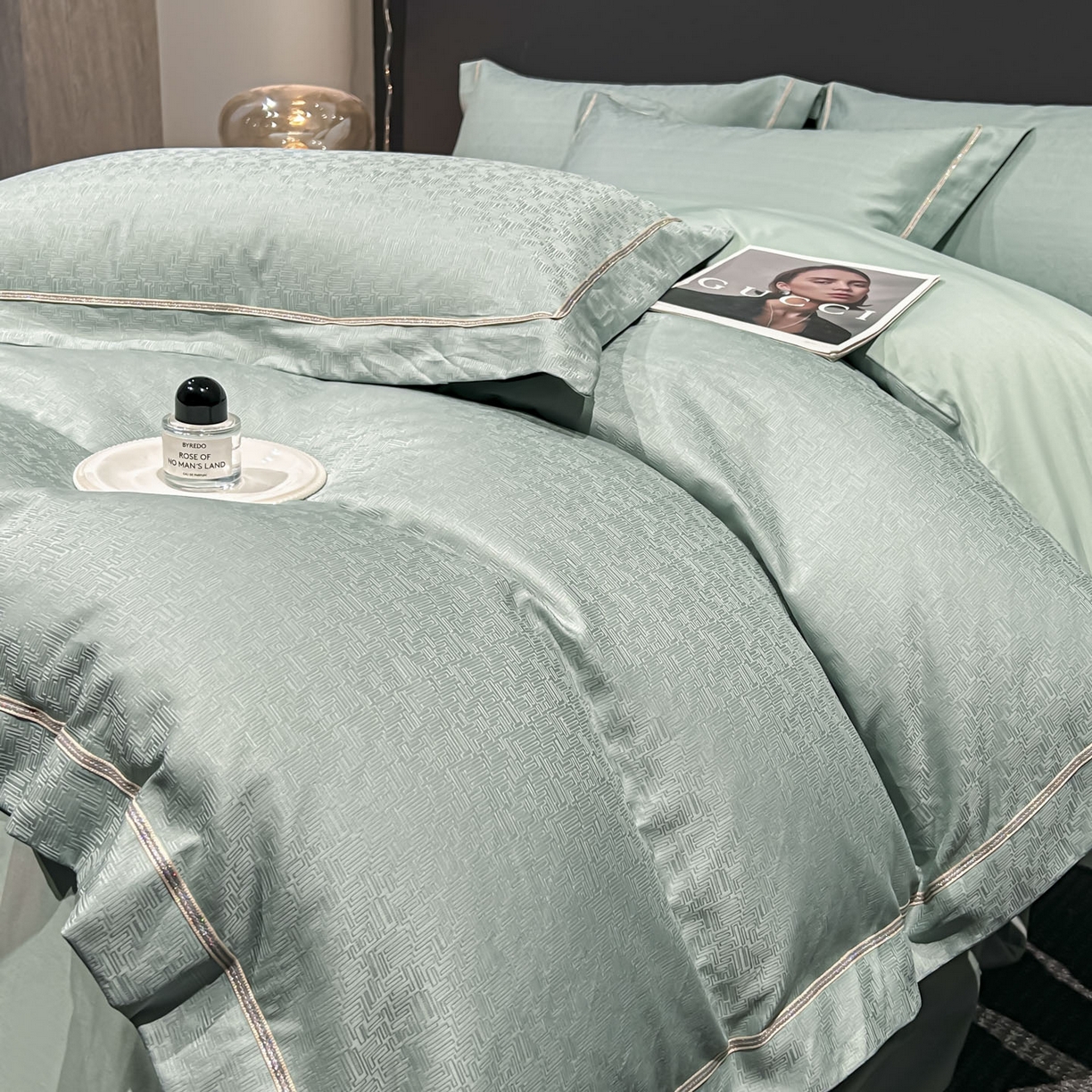 91家纺网 家纺一手货源 找家纺 启航家居 2026新款50支全棉提花四件套 梦想旅程水绿