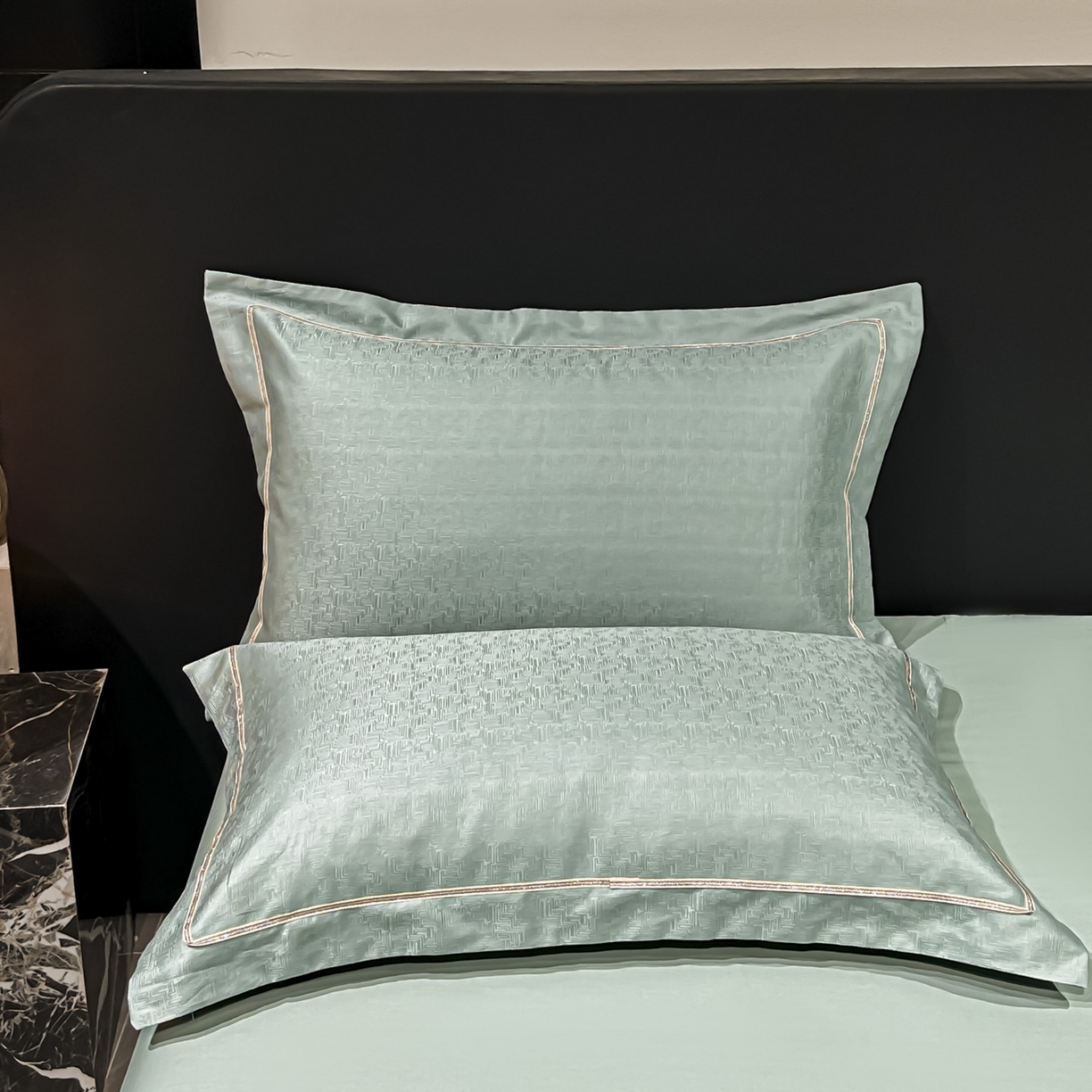 91家纺网 家纺一手货源 找家纺 启航家居 2026新款50支全棉提花四件套 梦想旅程水绿