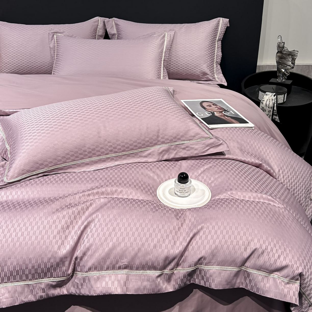 91家纺网 家纺一手货源 找家纺 启航家居 2026新款50支全棉提花四件套 休闲时光芳香紫