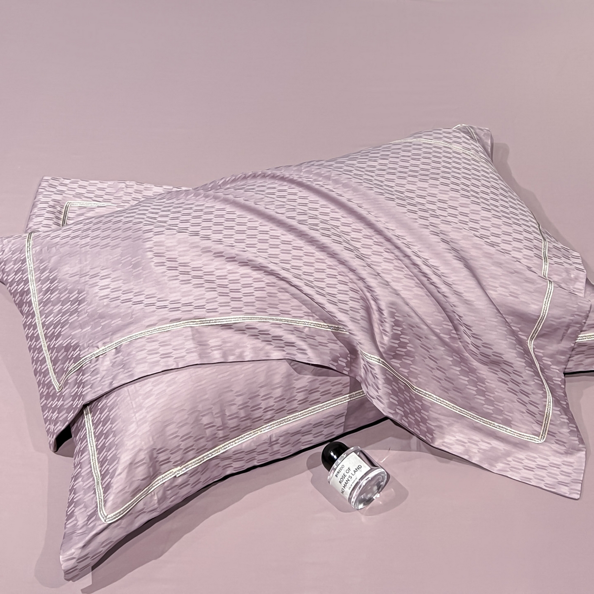 91家纺网 家纺一手货源 找家纺 启航家居 2026新款50支全棉提花四件套 休闲时光芳香紫