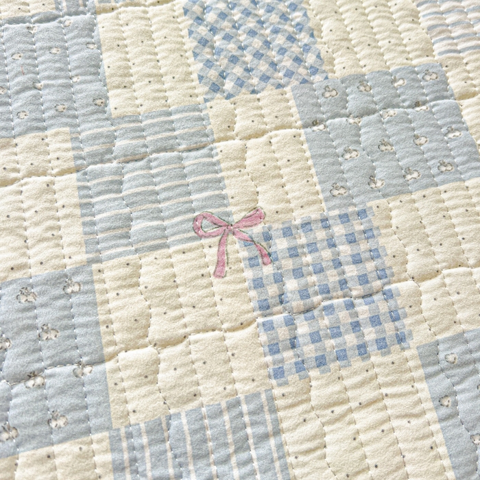 91家纺网 家纺一手货源 找家纺 岚吉家纺 2026新款新疆棉机包边床盖三四件套 安娜-蓝