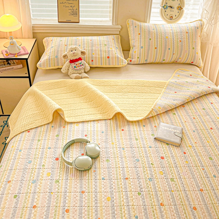 91家纺网 家纺一手货源 找家纺 岚吉家纺 2026新款新疆棉机包边床盖三四件套 彩色圆点