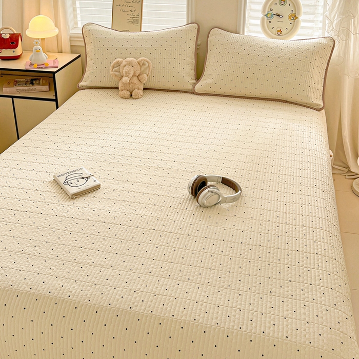 91家纺网 家纺一手货源 找家纺 岚吉家纺 2026新款新疆棉机包边床盖三四件套 点点心愿