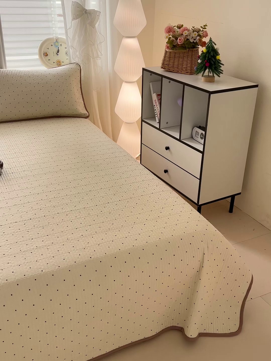 91家纺网 家纺一手货源 找家纺 岚吉家纺 2026新款新疆棉机包边床盖三四件套 点点心愿