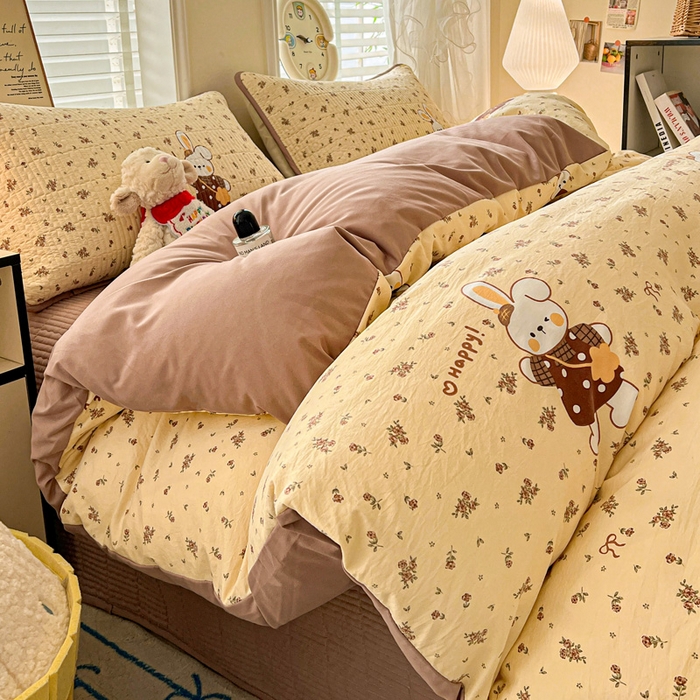 91家纺网 家纺一手货源 找家纺 岚吉家纺 2026新款新疆棉机包边床盖三四件套 开心兔