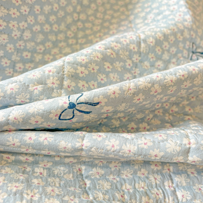 91家纺网 家纺一手货源 找家纺 岚吉家纺 2026新款新疆棉机包边床盖三四件套 素影