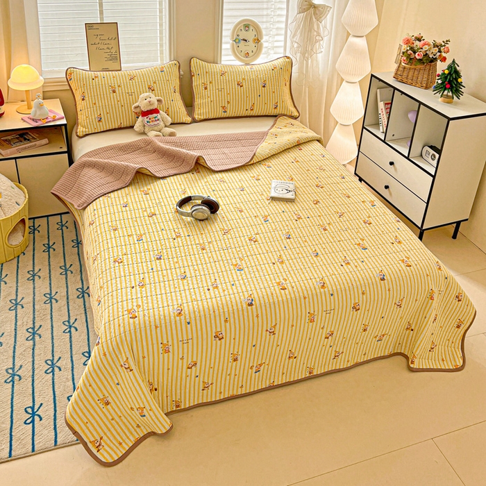 91家纺网 家纺一手货源 找家纺 岚吉家纺 2026新款新疆棉机包边床盖三四件套 星星人