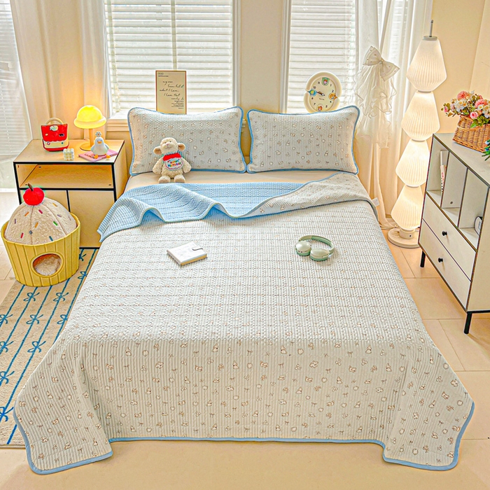 91家纺网 家纺一手货源 找家纺 岚吉家纺 2026新款新疆棉机包边床盖三四件套 星愿小狗