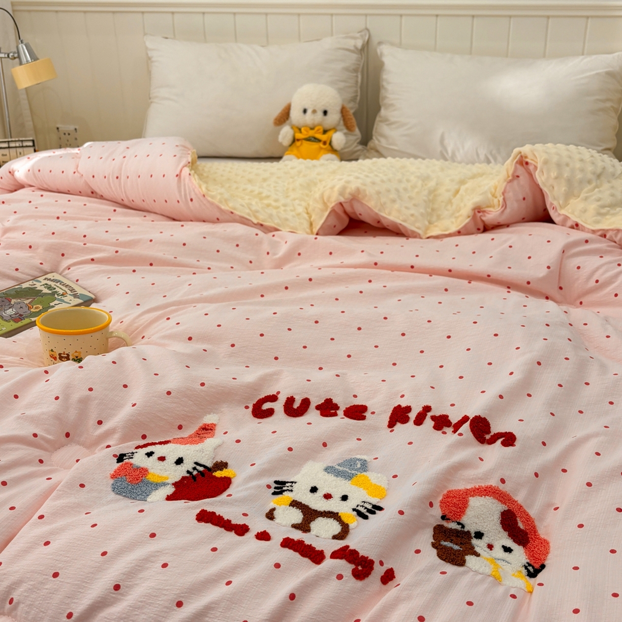 91家纺网 家纺一手货源 找家纺 梦洋家纺 2026新款云朵棉豆豆绒被被子被芯 草莓猫