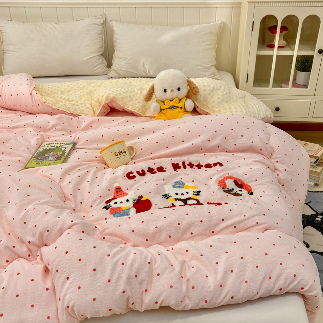 91家纺网 家纺一手货源 找家纺 梦洋家纺 2026新款云朵棉豆豆绒被被子被芯 草莓猫