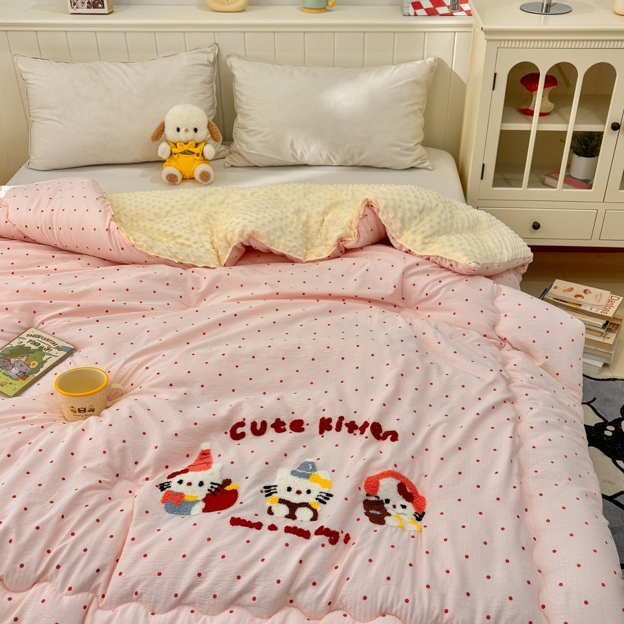 91家纺网 家纺一手货源 找家纺 梦洋家纺 2026新款云朵棉豆豆绒被被子被芯 草莓猫