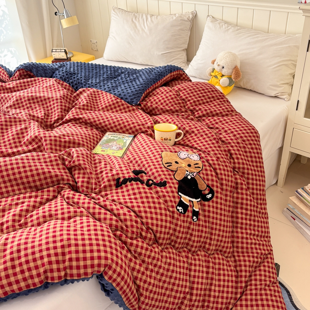 91家纺网 家纺一手货源 找家纺 梦洋家纺 2026新款云朵棉豆豆绒被被子被芯 格子猫咪