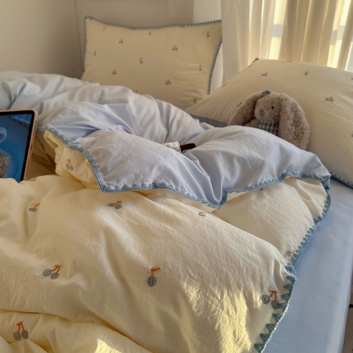 91家纺网 家纺一手货源 找家纺 （总）顾里家纺 2026新款ins韩风刺绣云朵棉四件套