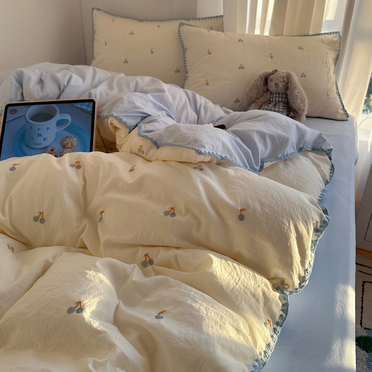 顾里家纺 2026新款ins韩风刺绣云朵棉四件套 蓝樱桃