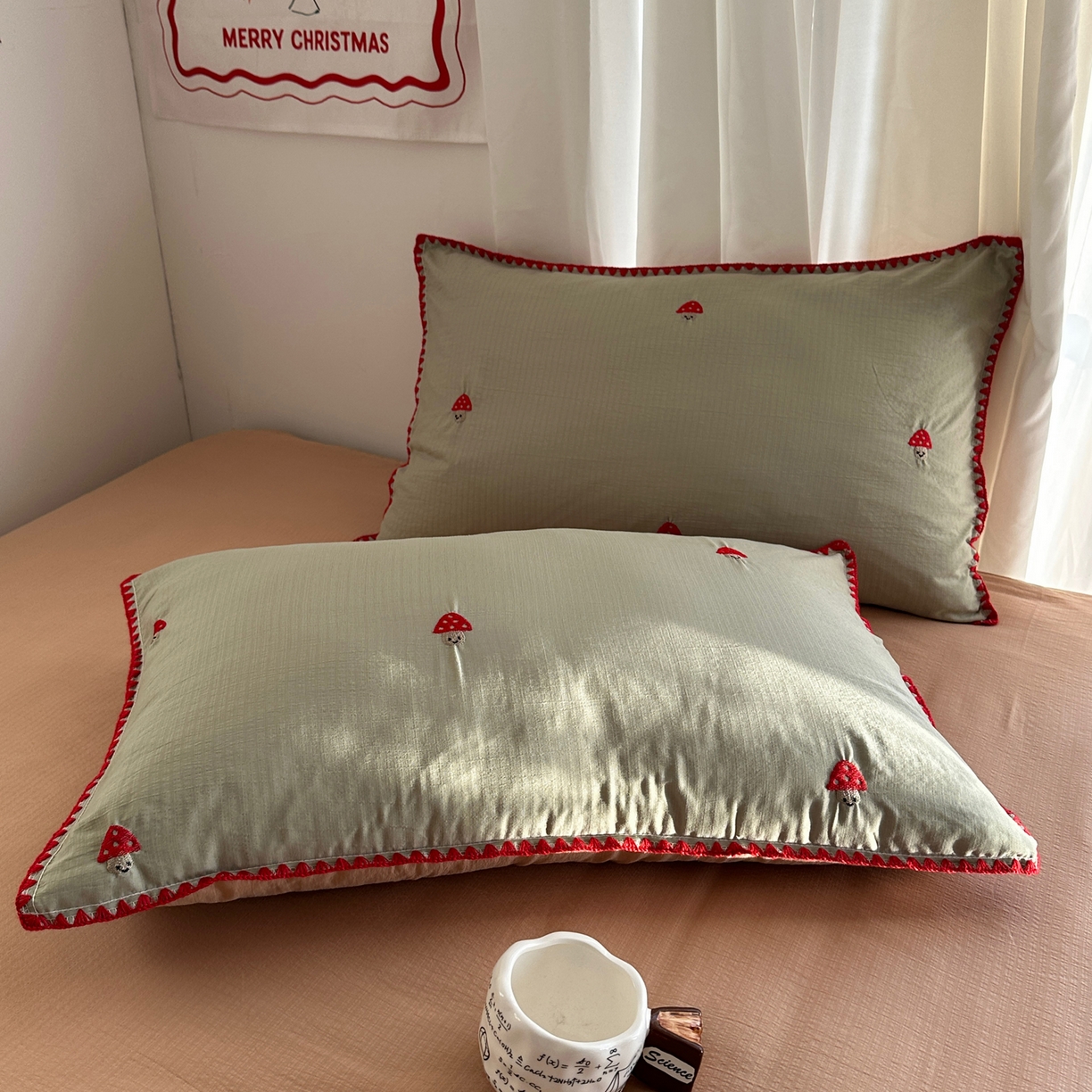 91家纺网 家纺一手货源 找家纺 顾里家纺 2026新款ins韩风刺绣云朵棉四件套 小蘑菇