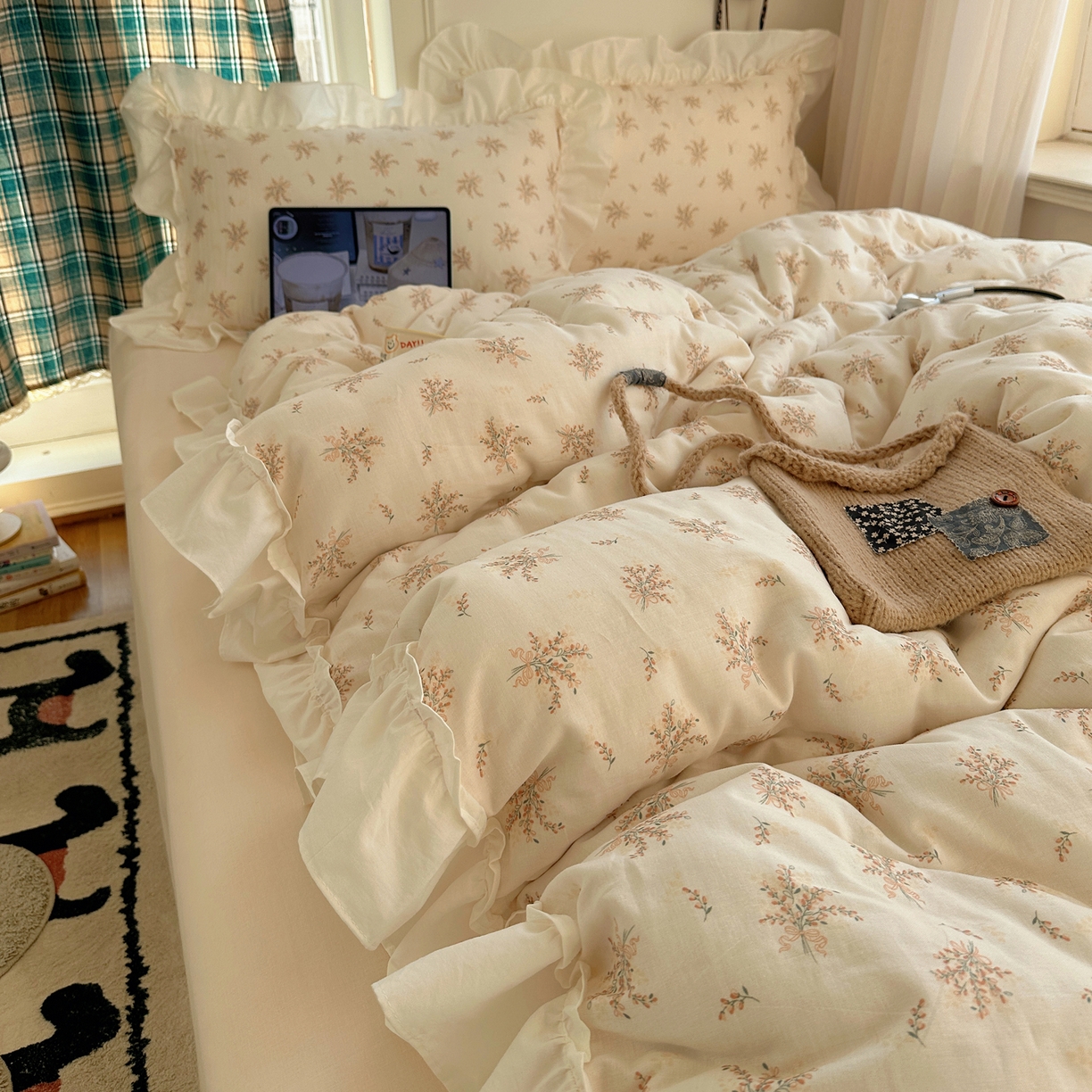 91家纺网 家纺一手货源 找家纺 丽涵家纺 2026新款法式立体花边全棉纯棉双层纱四件套 蝴蝶幸运草