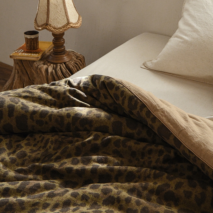 91家纺网 家纺一手货源 找家纺 （总）松色家居 2026新款全棉大豆冬被被子被芯-墨林豹影