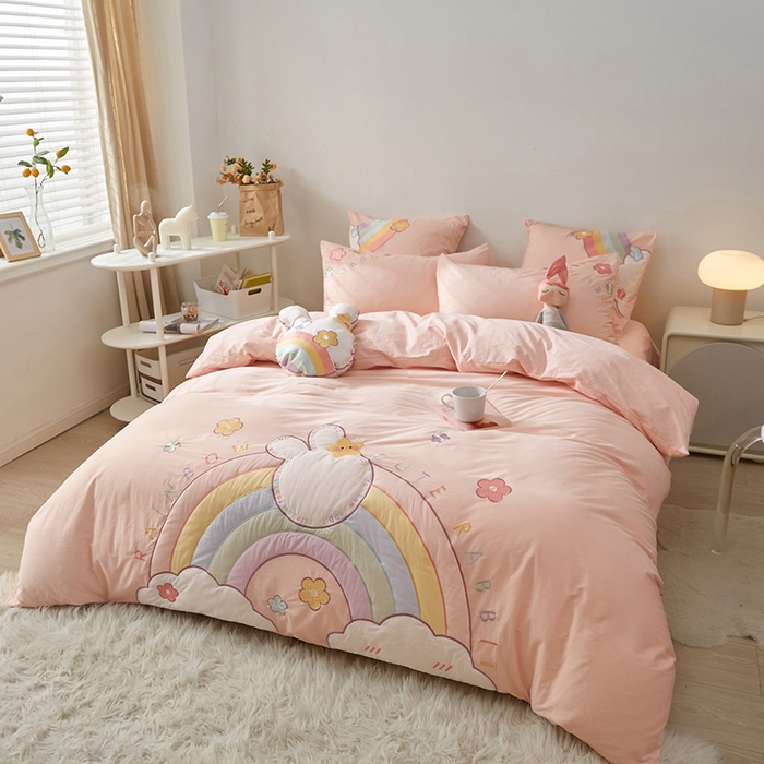 91家纺网 家纺一手货源 找家纺 （总）涵宸家纺 2026新款全棉贴布绣小清新卡通系列四件套