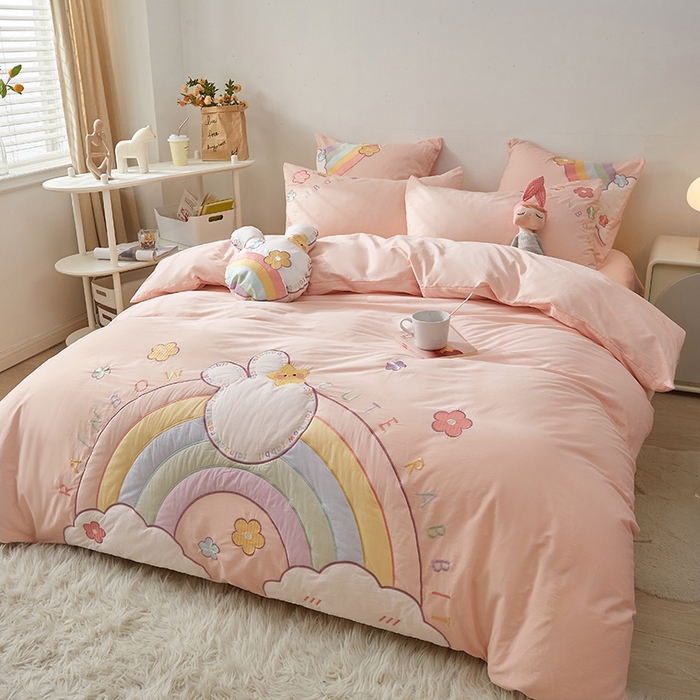 91家纺网 家纺一手货源 找家纺 （总）涵宸家纺 2026新款全棉贴布绣小清新卡通系列四件套