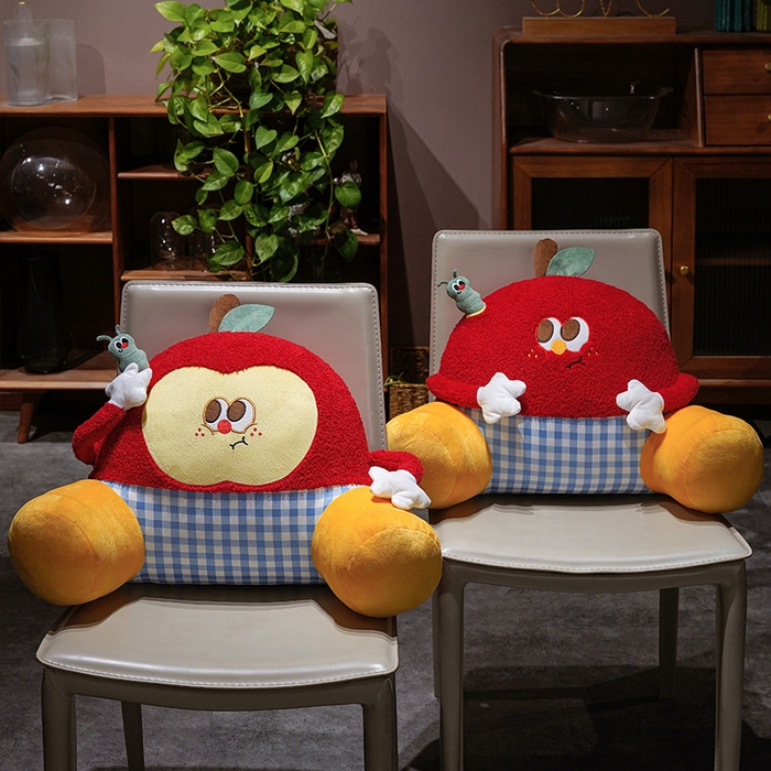 91家纺网 家纺一手货源 找家纺 （总）仟亿莱 2026新款惊讶苹果小虫大脚床头靠垫