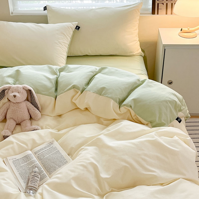 91家纺网 家纺一手货源 找家纺 涵宸家纺 2026新款全棉纯色四件套-米兰-场景一 米兰-奶白+月光绿