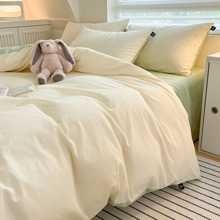 91家纺网 家纺一手货源 找家纺 涵宸家纺 2026新款全棉纯色四件套-米兰-场景一 米兰-奶白+月光绿
