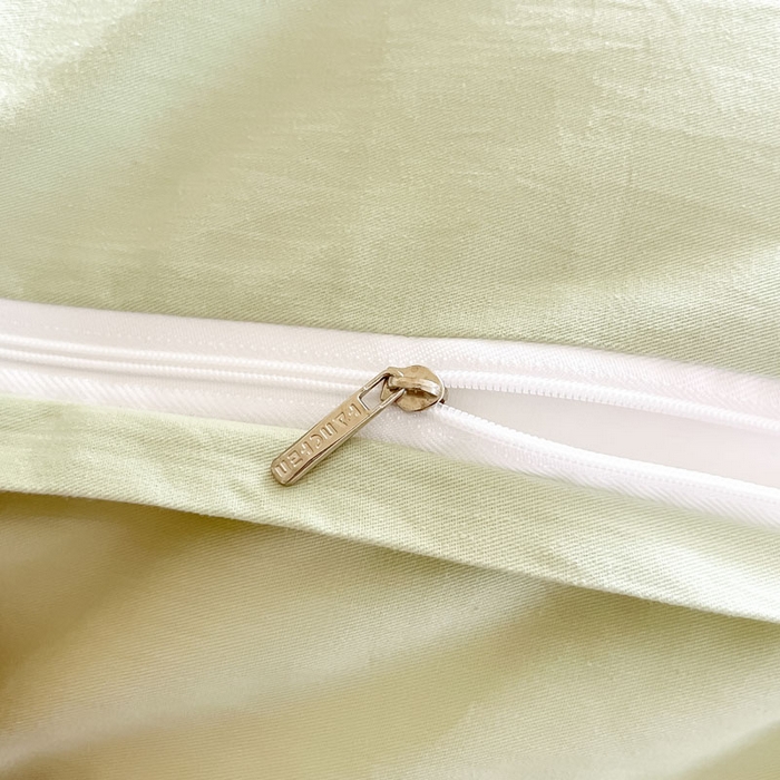 91家纺网 家纺一手货源 找家纺 涵宸家纺 2026新款全棉纯色四件套-米兰-场景一 米兰-浅黄+月光绿