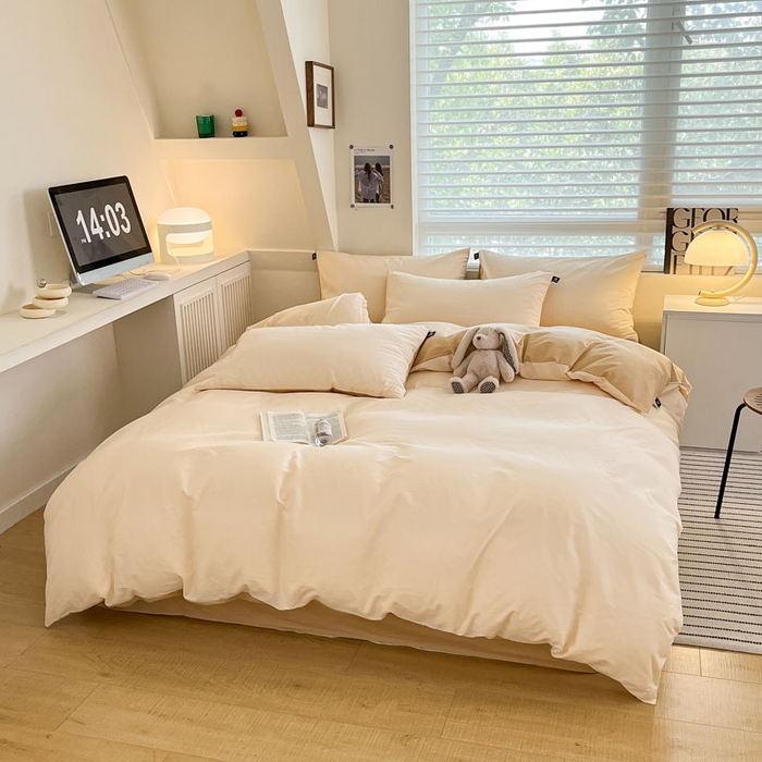 91家纺网 家纺一手货源 找家纺 涵宸家纺 2026新款全棉纯色四件套-米兰-场景一 米兰-香槟金+驼色