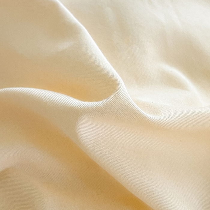 91家纺网 家纺一手货源 找家纺 涵宸家纺 2026新款全棉纯色四件套-米兰-场景一 米兰-香槟金+驼色