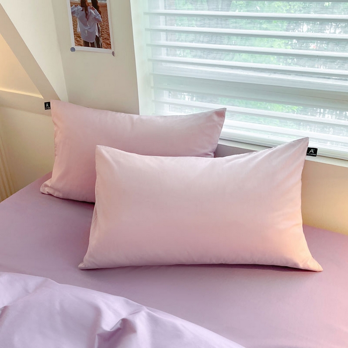 91家纺网 家纺一手货源 找家纺 涵宸家纺 2026新款全棉纯色四件套-米兰-场景一 米兰-优雅紫+青紫